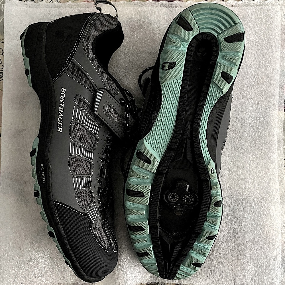 Women’s cycling shoes